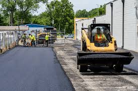 Best Driveway Grading and Leveling  in Maplewood, MN